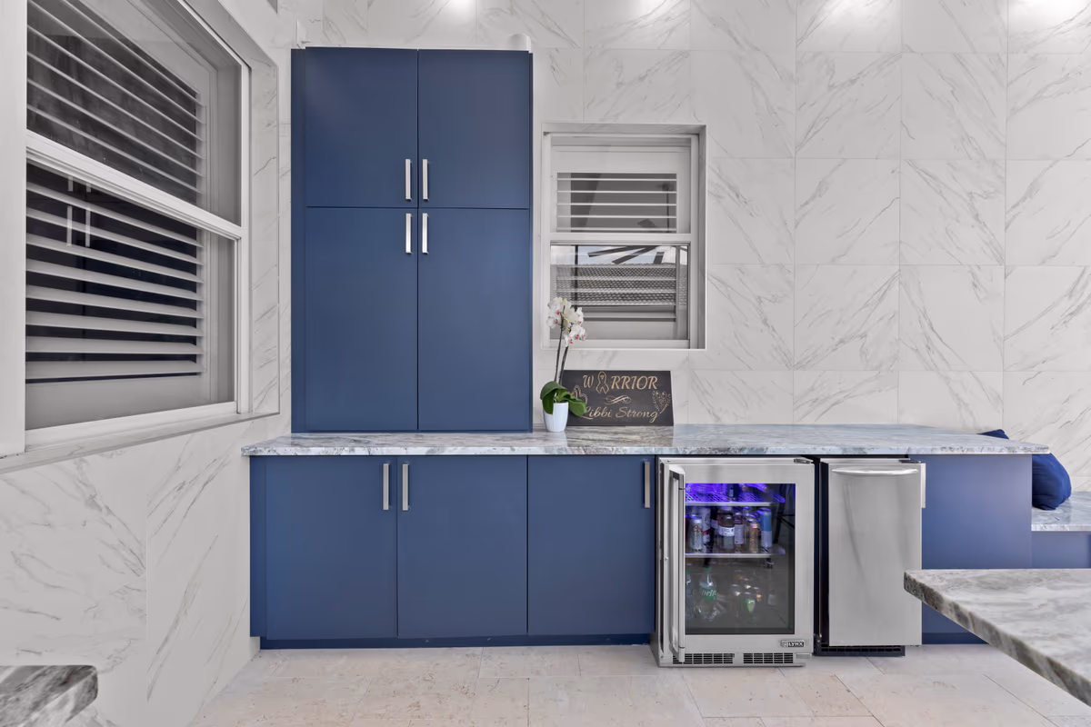 Outdoor Lighting & Electrical